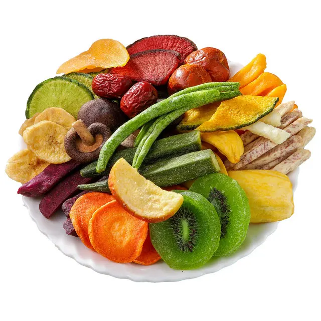 Чипсы YUMMY сделанные из сушеных овощей и фруктов/ (Ms) KIO HUYNH + 84 34 375 8904