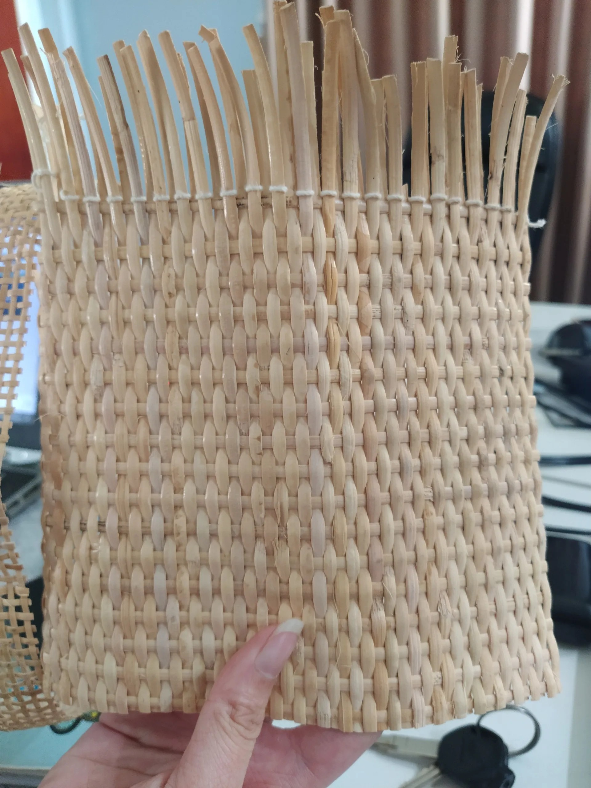Top quality Natural Mesh Rattan Cane Webbing Roll Woven Bleached Webbing Cane Rattan Sheet