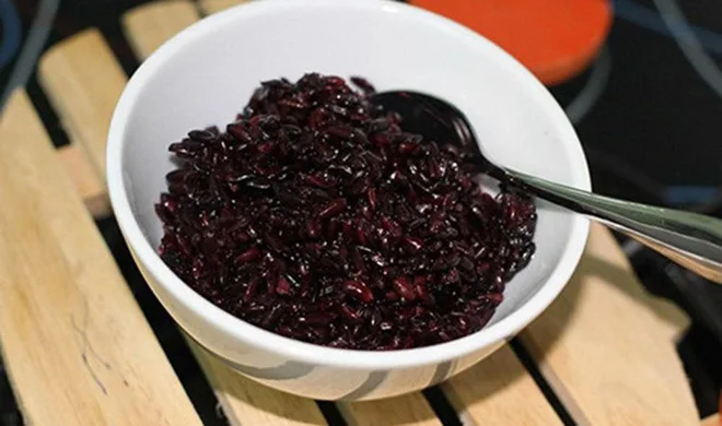  Черный рис с длинным зерном Азиатский фиолетовый голубой (GAO NEP THAN) (Ms Деми + 84 961 733 400)