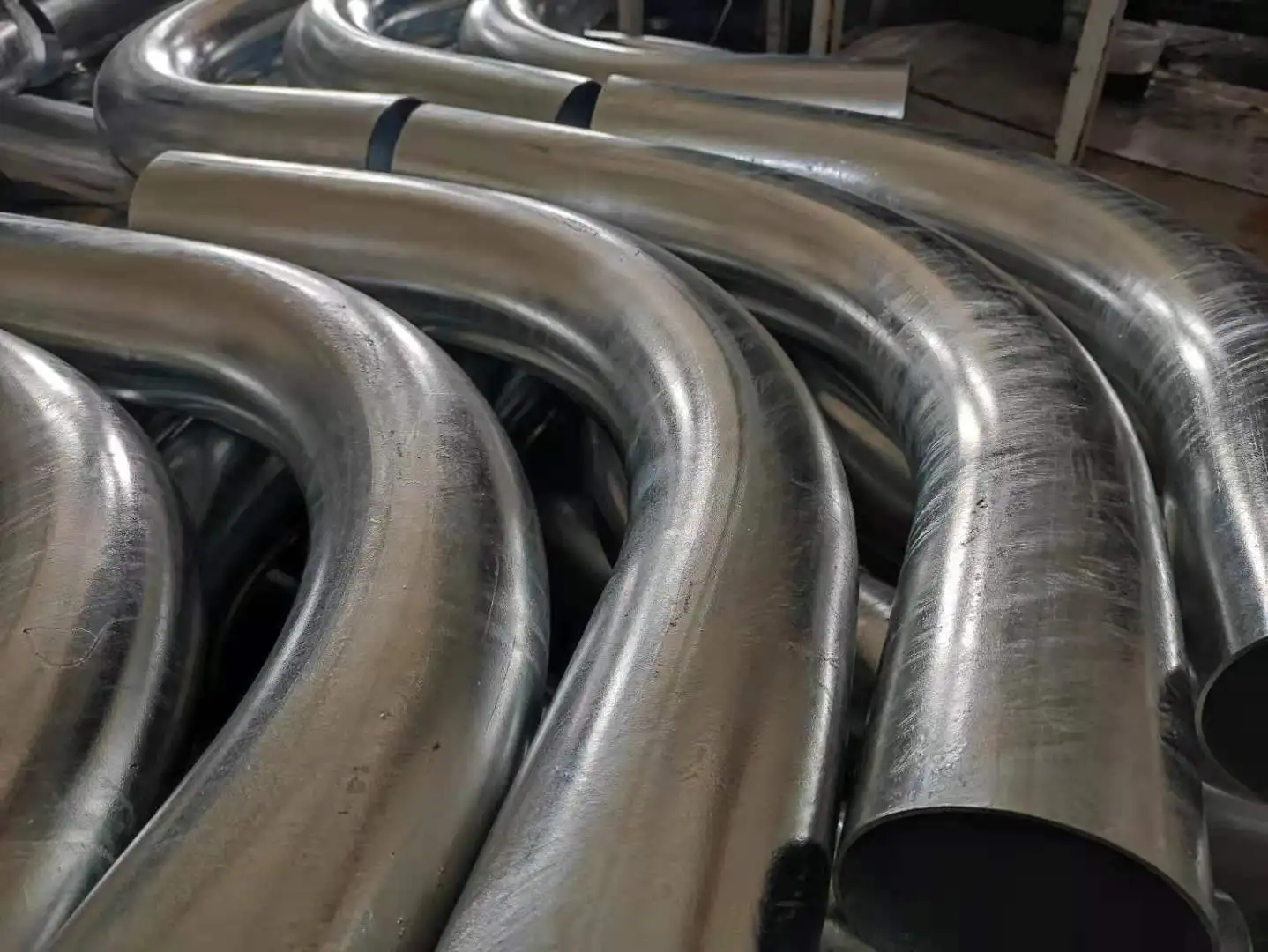 Труба с длинным радиусом 90 градусов оцинкованная и нержавеющая сталь для трубопроводов высокого среднего