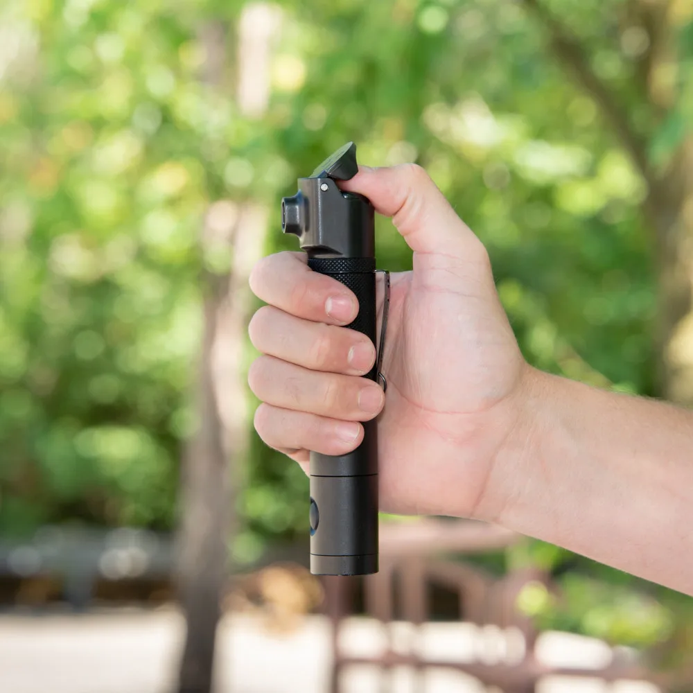 SABRE PepperLight Flashlight Maximum Strength Pepper Spray With 25 Bursts, 10 Foot (3 Meter) Range, Rotating Spray Head
