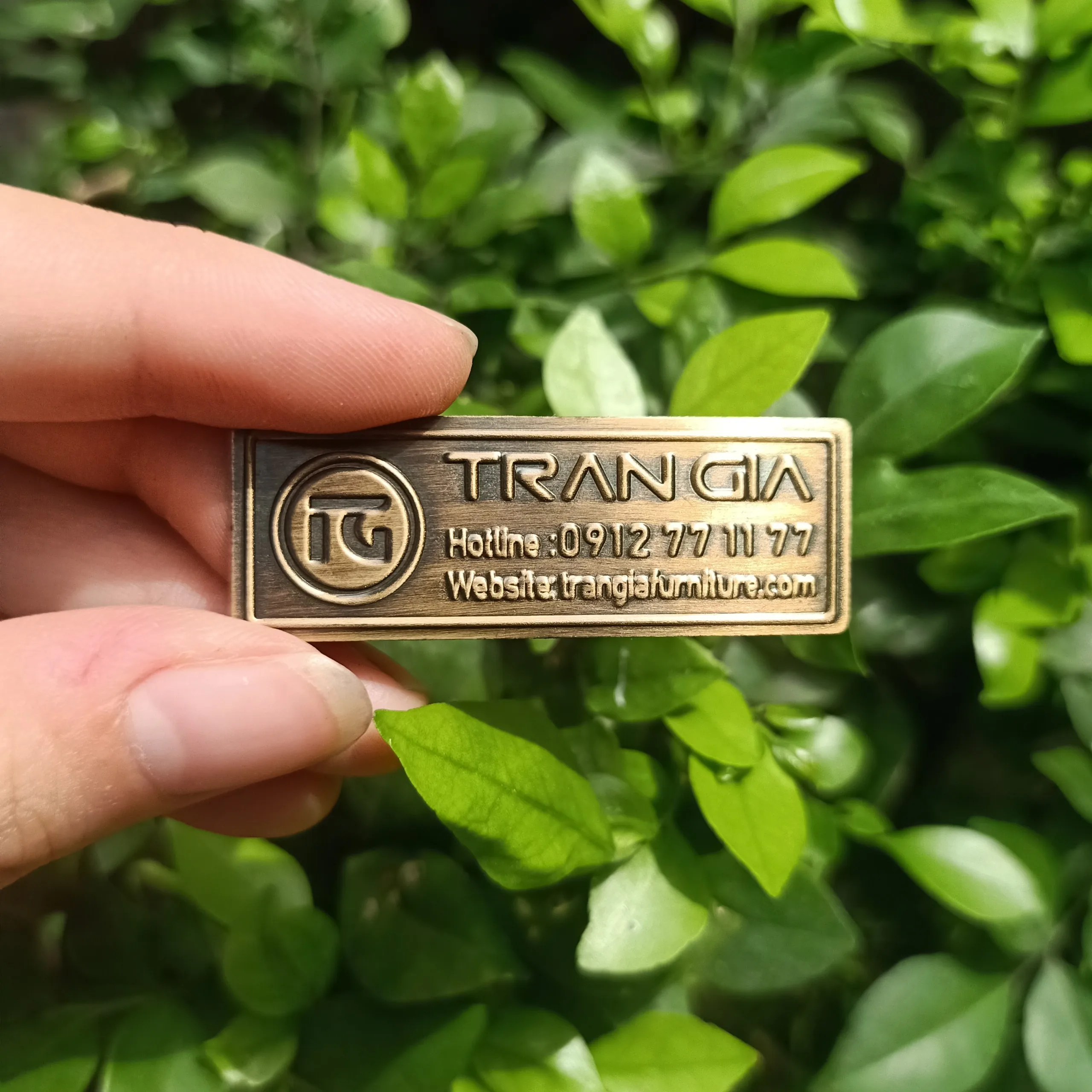 
Made in Vietnam customize logo free design Antique Copper Lable mental business Card Lable Antique Copper Lable 