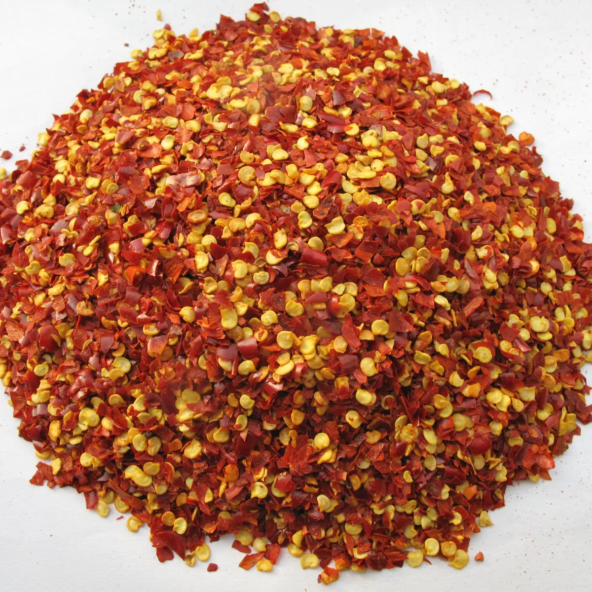 Red chilli crushed with best quality and most competitive price available in India in customize packing as per your requirement