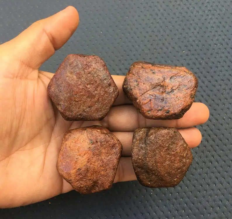 1 Pieces Natural Red Ruby Gemstone Rough Untreated Huge Size Raw July Birthstone Home Decoration Rough