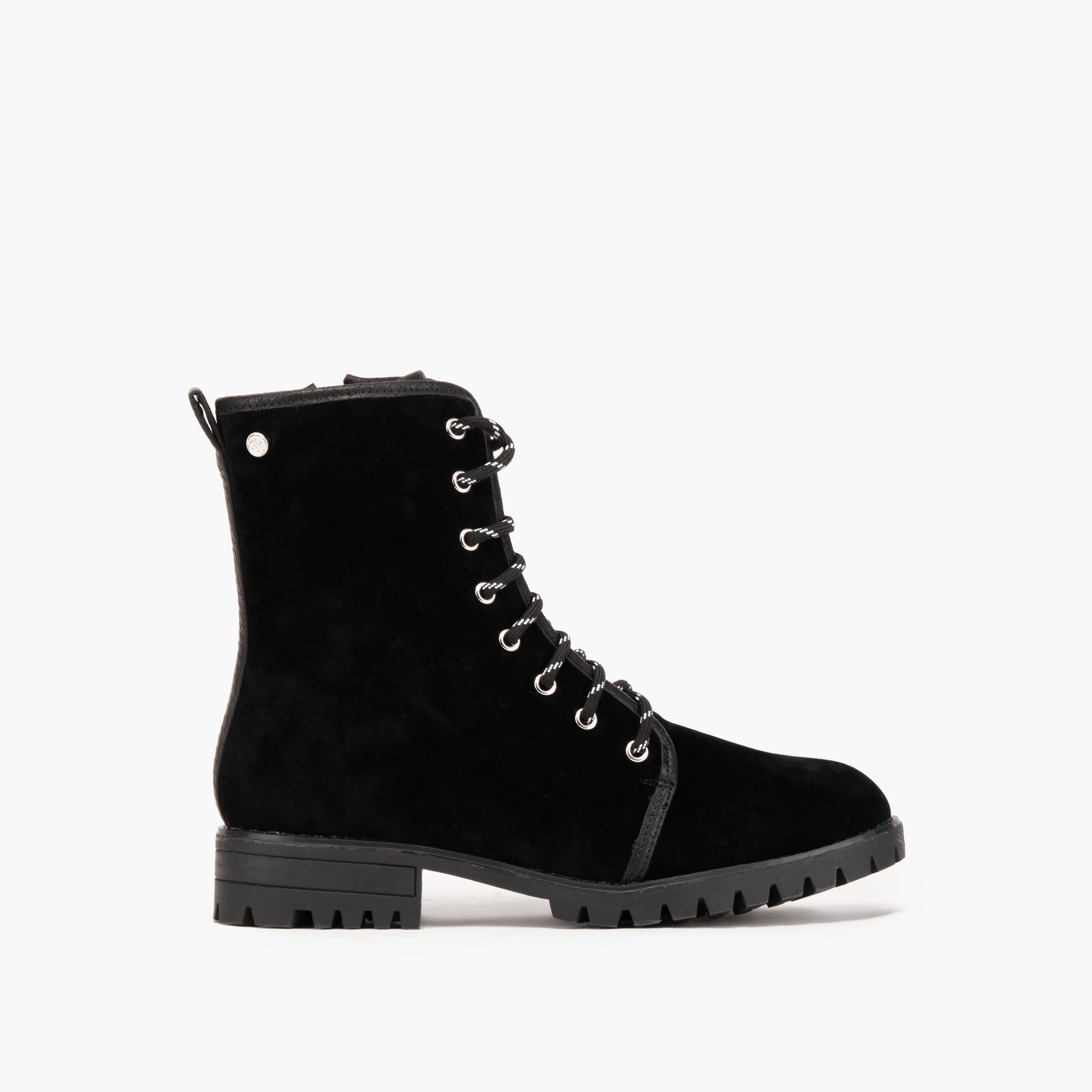 
Black Ankle Boots in Velvet Fabric|Women Shoes|Women Fashion 