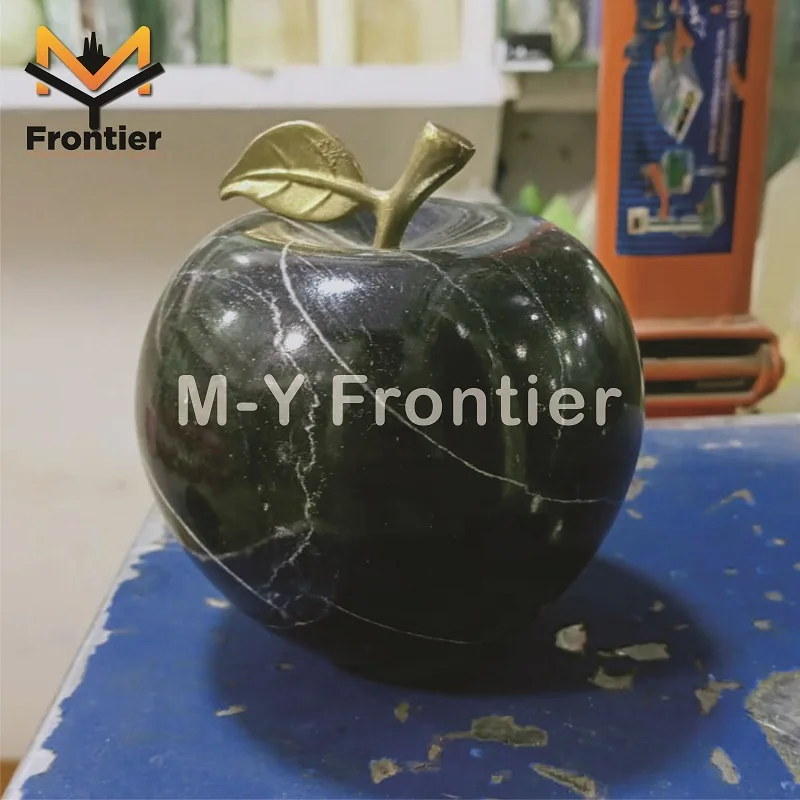 Натуральный нефрит ручной работы в форме яблока полированный OEM кристалл из пакистанского хрусталя.