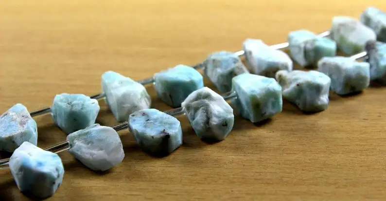 Best Quality 1 Strand Natural Blue Larimar Gemstone Uneven Shape Untreated Rough For Making Jewelry Wholesale