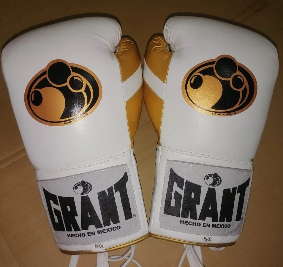 High quality white color cow hide leather competition boxing gloves for professional players