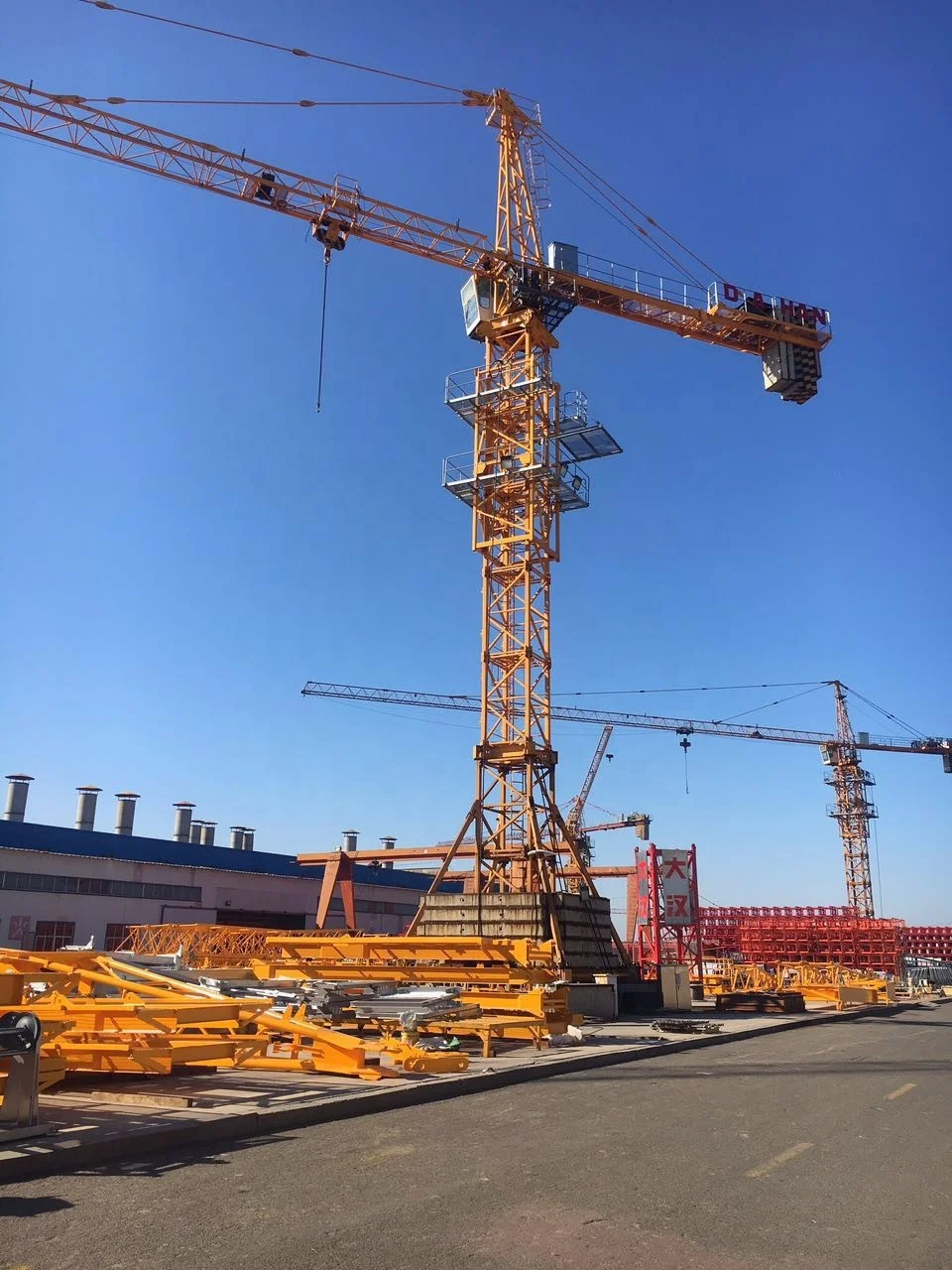 Dahan Brand New 6t/8t Topkit Self-Erecting QTZ80(6010) Tower Crane Safety