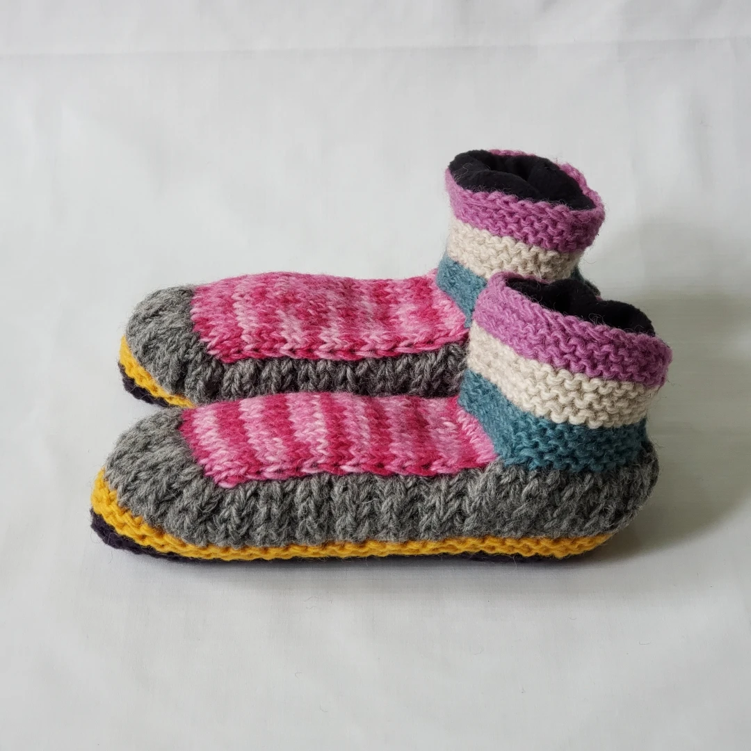 Casual Knit Sock Shoes Hand Knitted Women Indoor Slipper Shoes Socks Wool Hand Made In Nepal