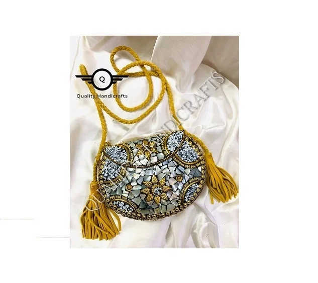 2021 Hot Selling Women Summer Beach Mosaic Metal Round Hand Handbag / Clutch Bag /ladies purse