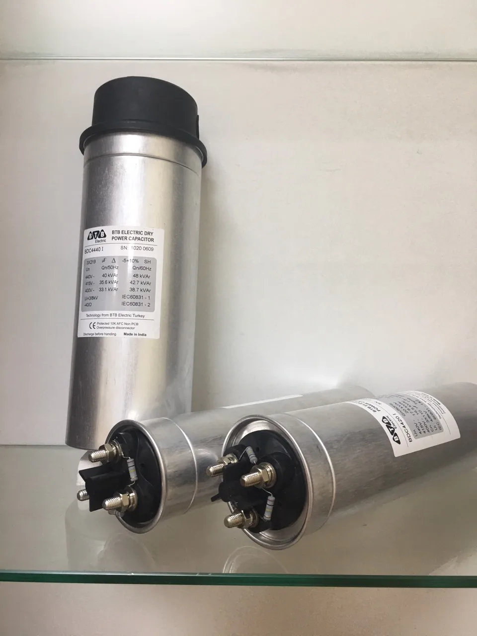 Power FACTOR CORRECTION  capacitor 50 Kvar 440V 50Hz 3 Phases  ROUND type  Made In TURKEY