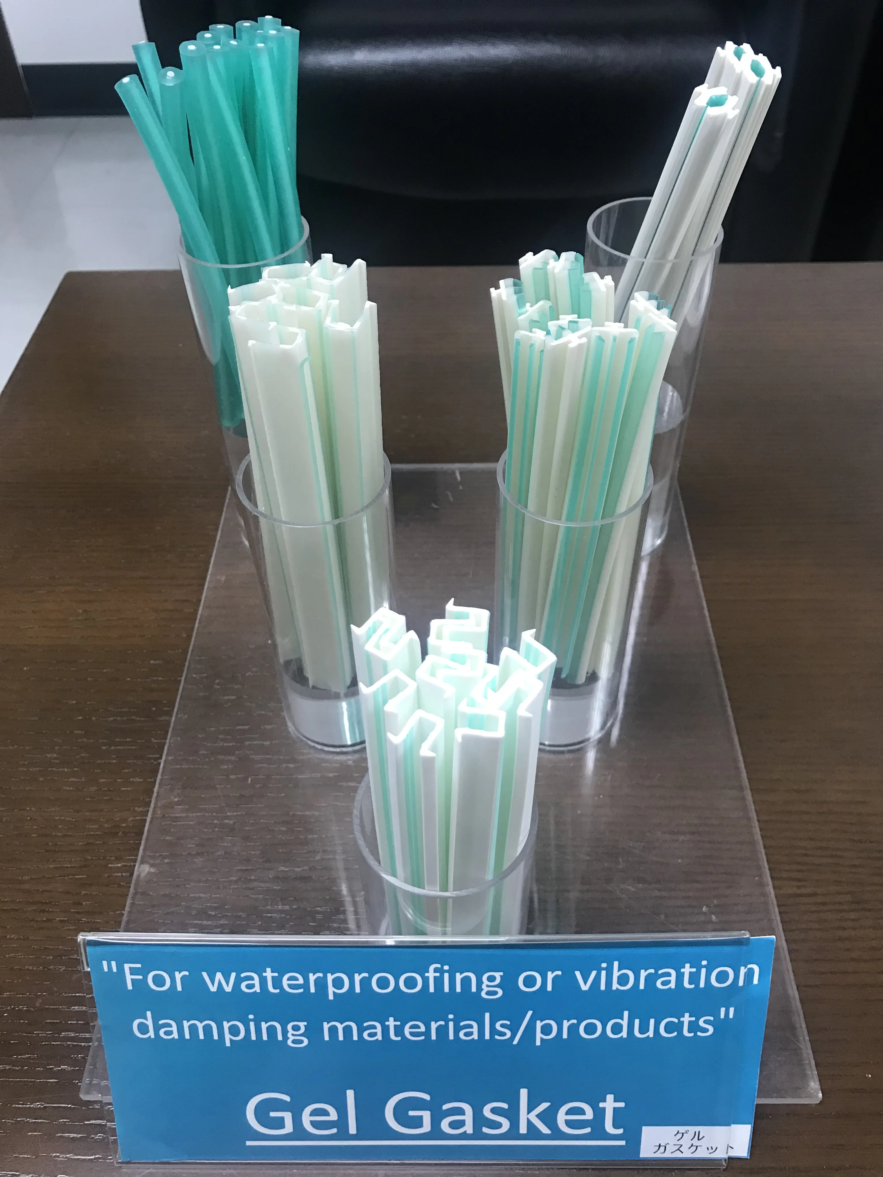 Long Gel Extrusion Hotty Gel for Protectors and Safety Products