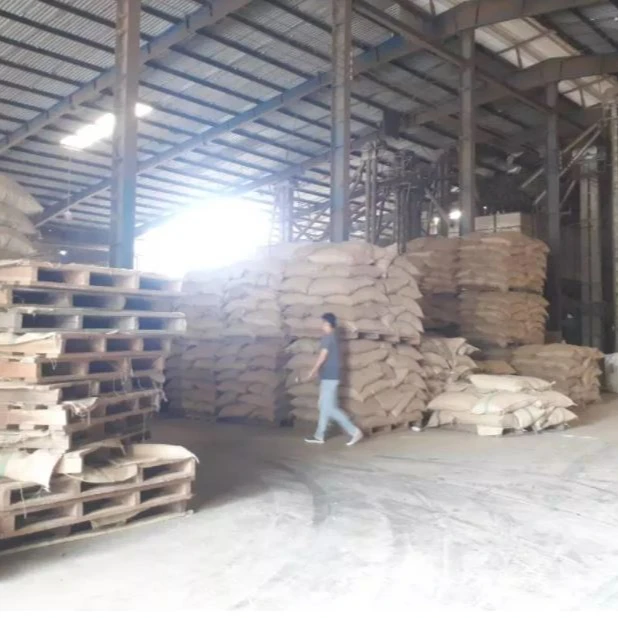 Робуста кофейные зерна высшего качества