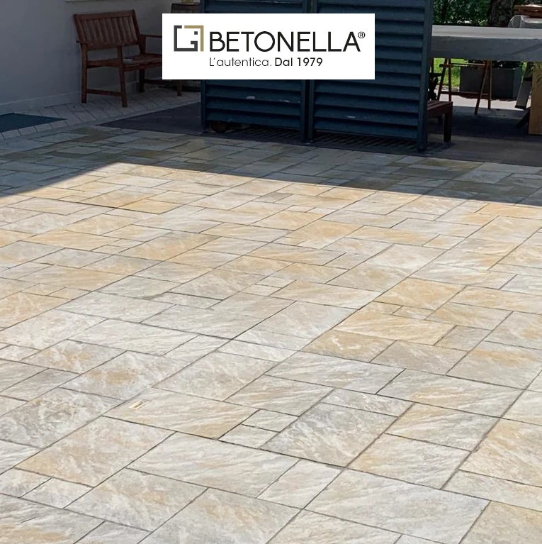 Made in Italy Paving Fenice natural cleft paving stone