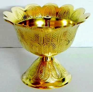 
 Современная круглая латунная DIYA латунная лампа большого размера DEVDAS AKHAND DIYA DEVDAS DEEPAK латунная масляная лампа DIYA для POOJA  
