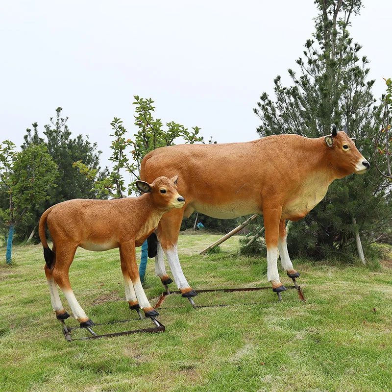 resin crafts from china outdoor custom resin art sculptures Fiberglass cow figurine