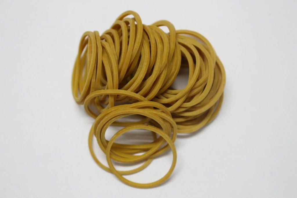 Резиновая лента