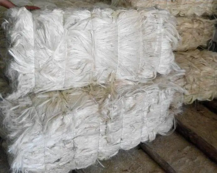 Natural size of sisal fiber 80cm to 1.50cm for sale in bales