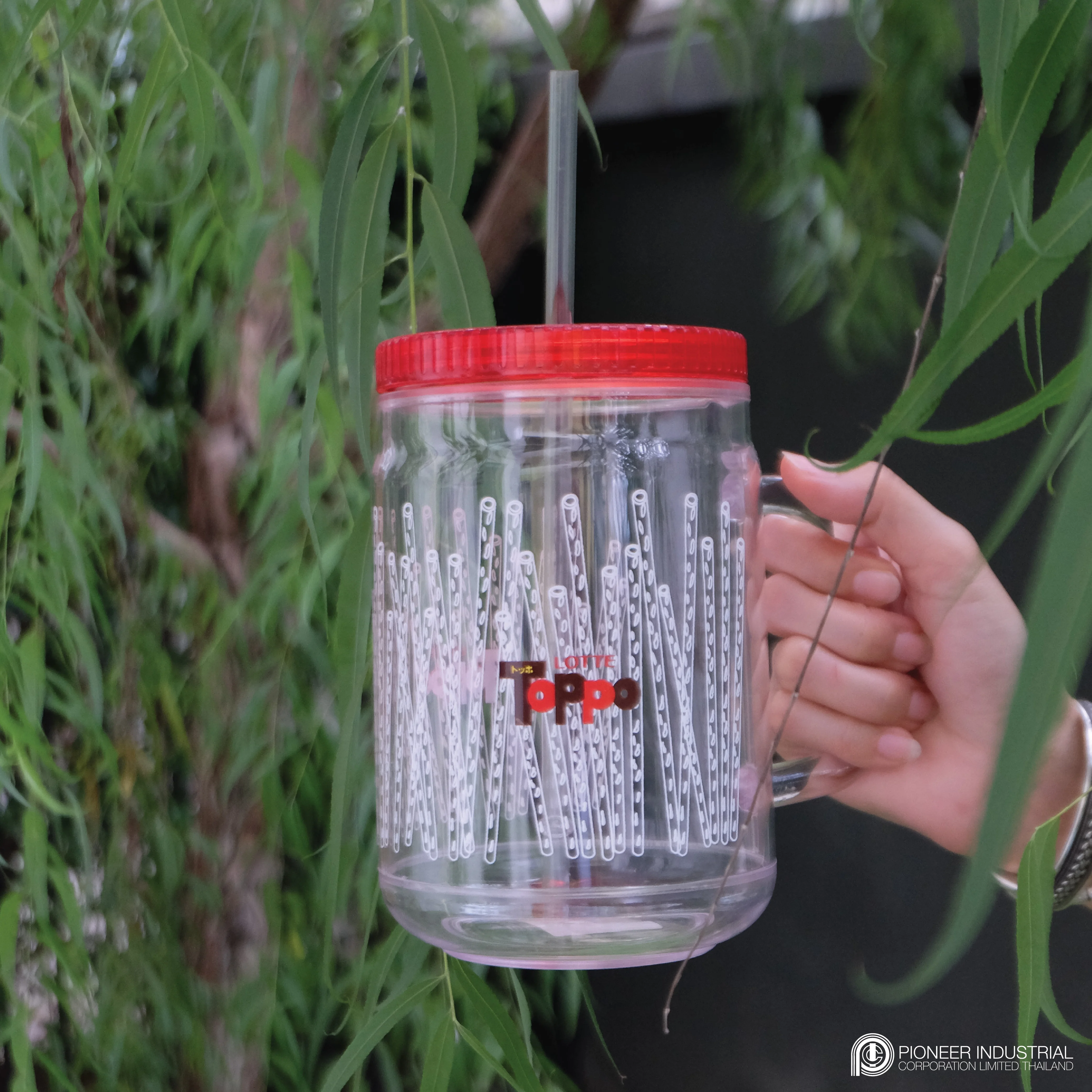 Promotion gift items with logo Drinking cup with straw water juice mug tumbler premium plastic Thailand manufacturer exporter