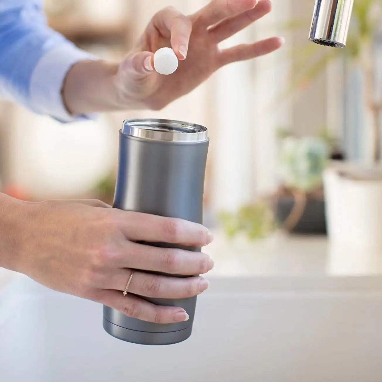 All Natural Formula Water Bottle & Reservoir For Removes Tough Stains and OdorsCleaning Tablets