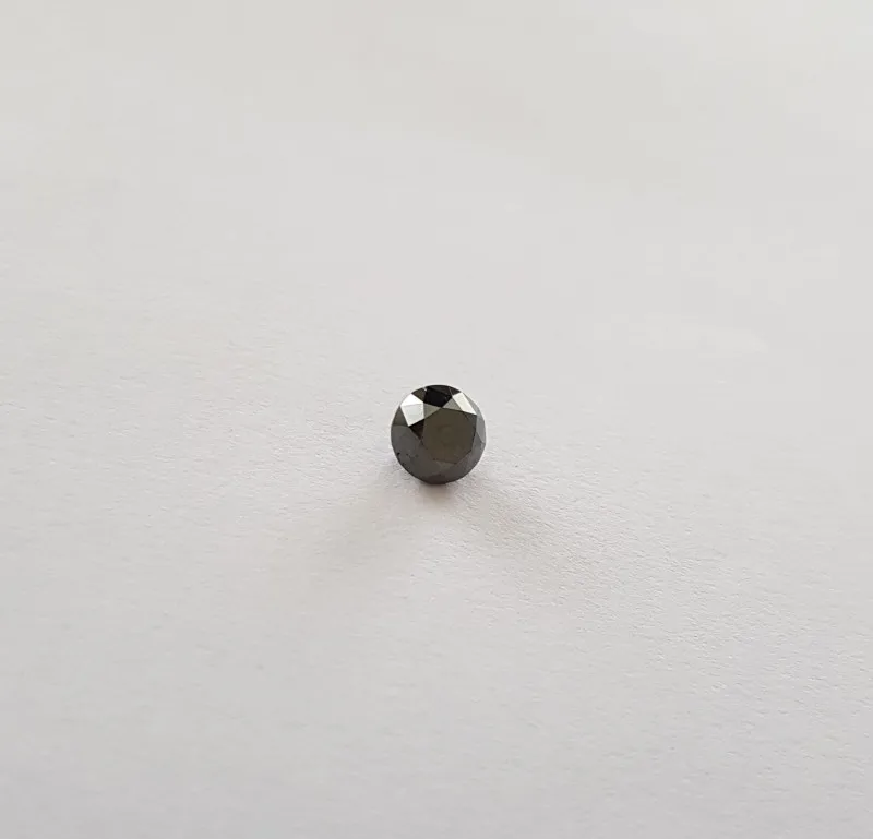 Loose diamond 1.5 carat black