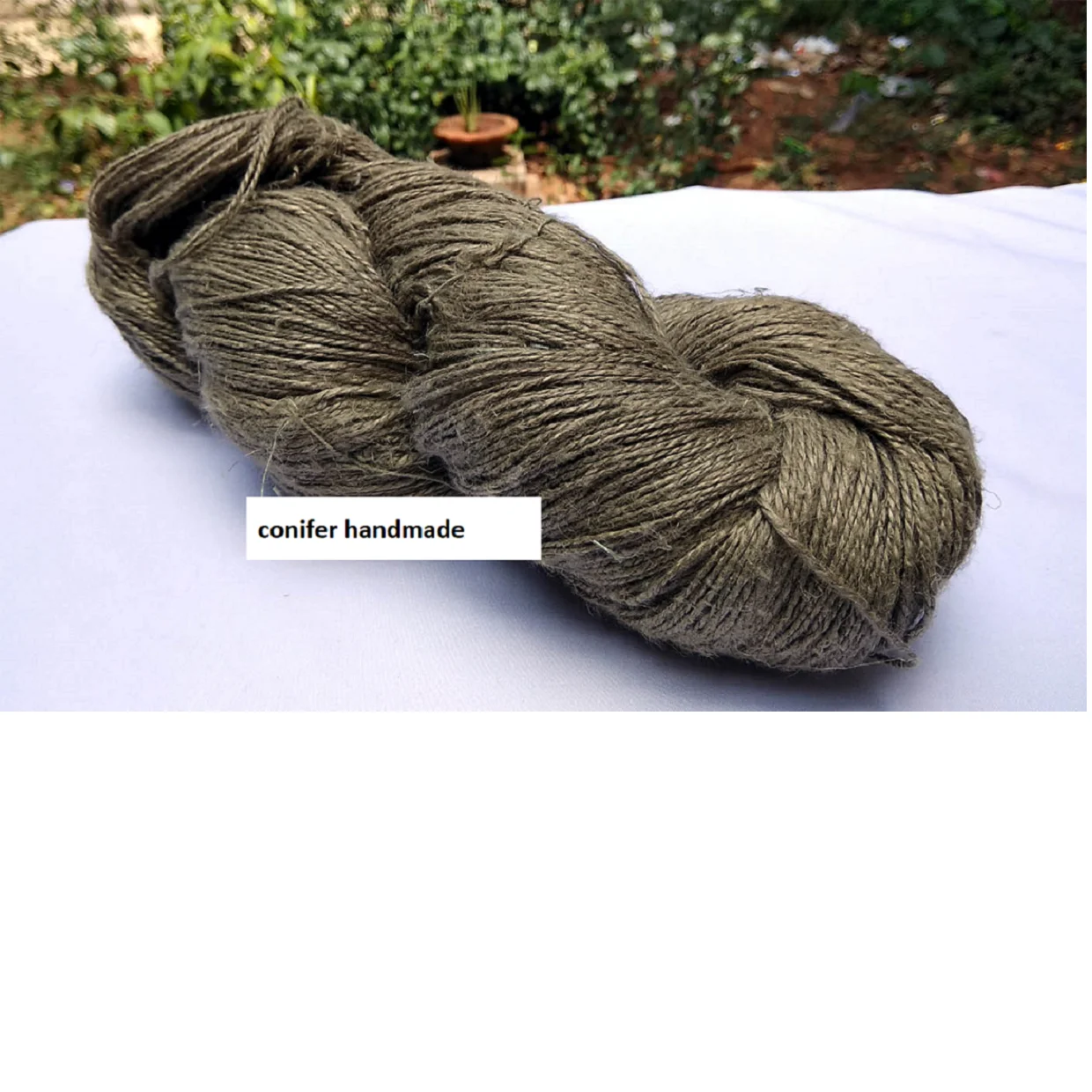 custom made natural linen yarns suitable for yarn and fiber stores available in an assortment of counts