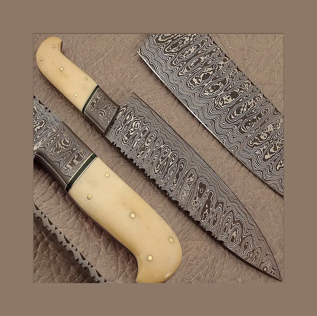 Damascus Steel Chef Knife Kitchen Cutting Knife with Sharp Carbon Steel Blade and Stainless Steel or Wood Handle