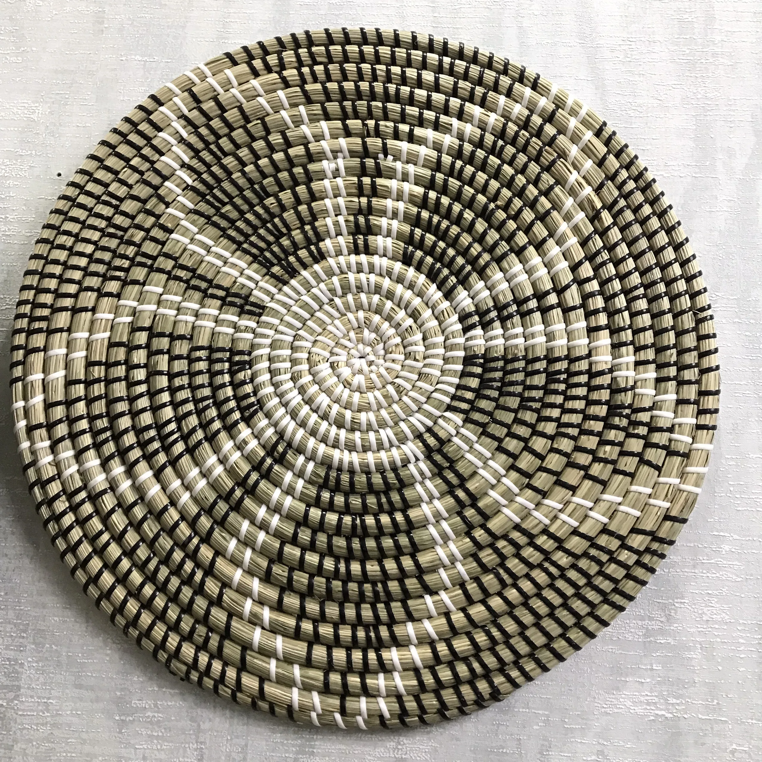 Wall hanging plate for decorating house/Home deco for everyone