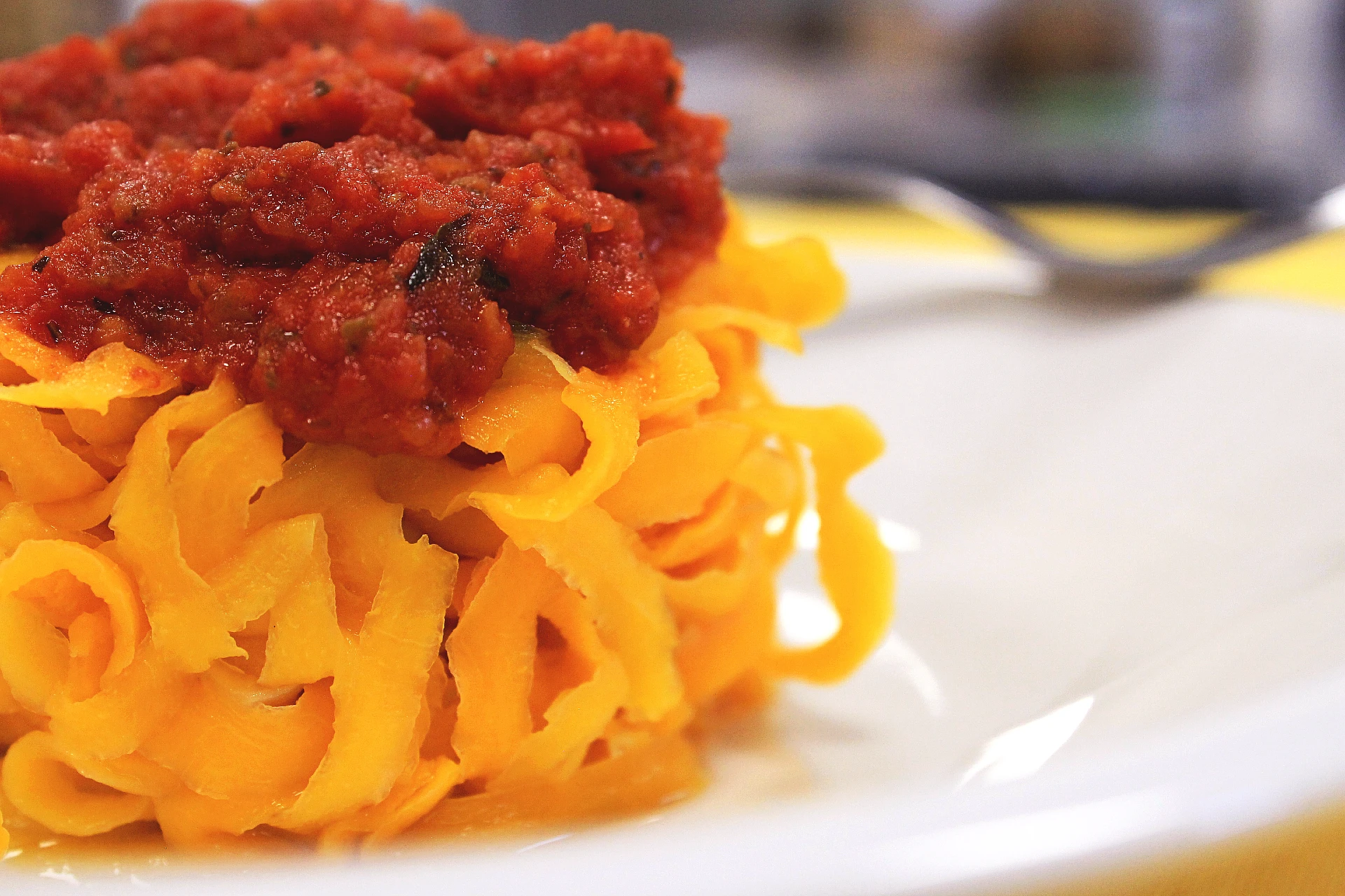 В наличии 40 штук-органические спагетти 100% овощи спагетти Тыква без глютена сухая лапша 40 шт.