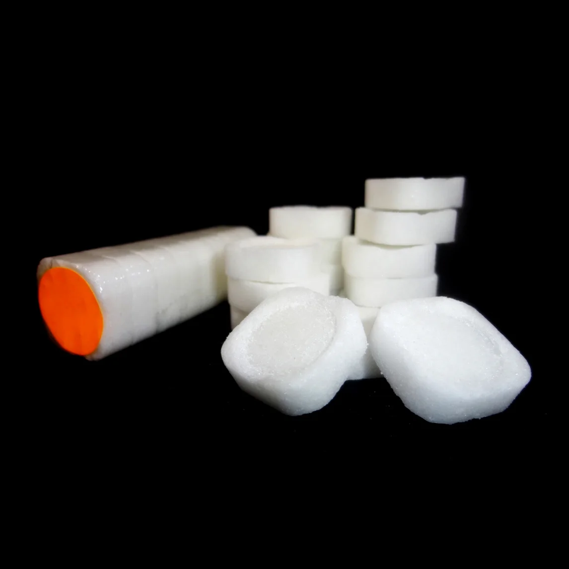 Heavy Black Flaky Floating Particles Full Smoke Camphor Tablets selling in Bulk Plastic Packaging