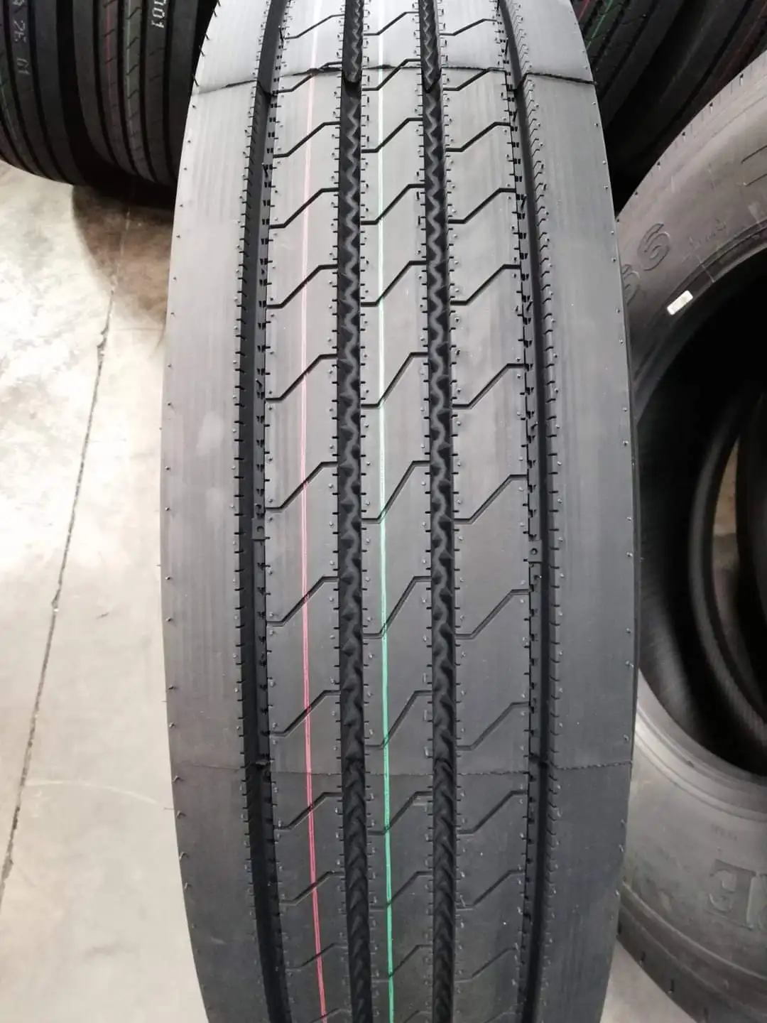 11R22.5 - 16PR узор