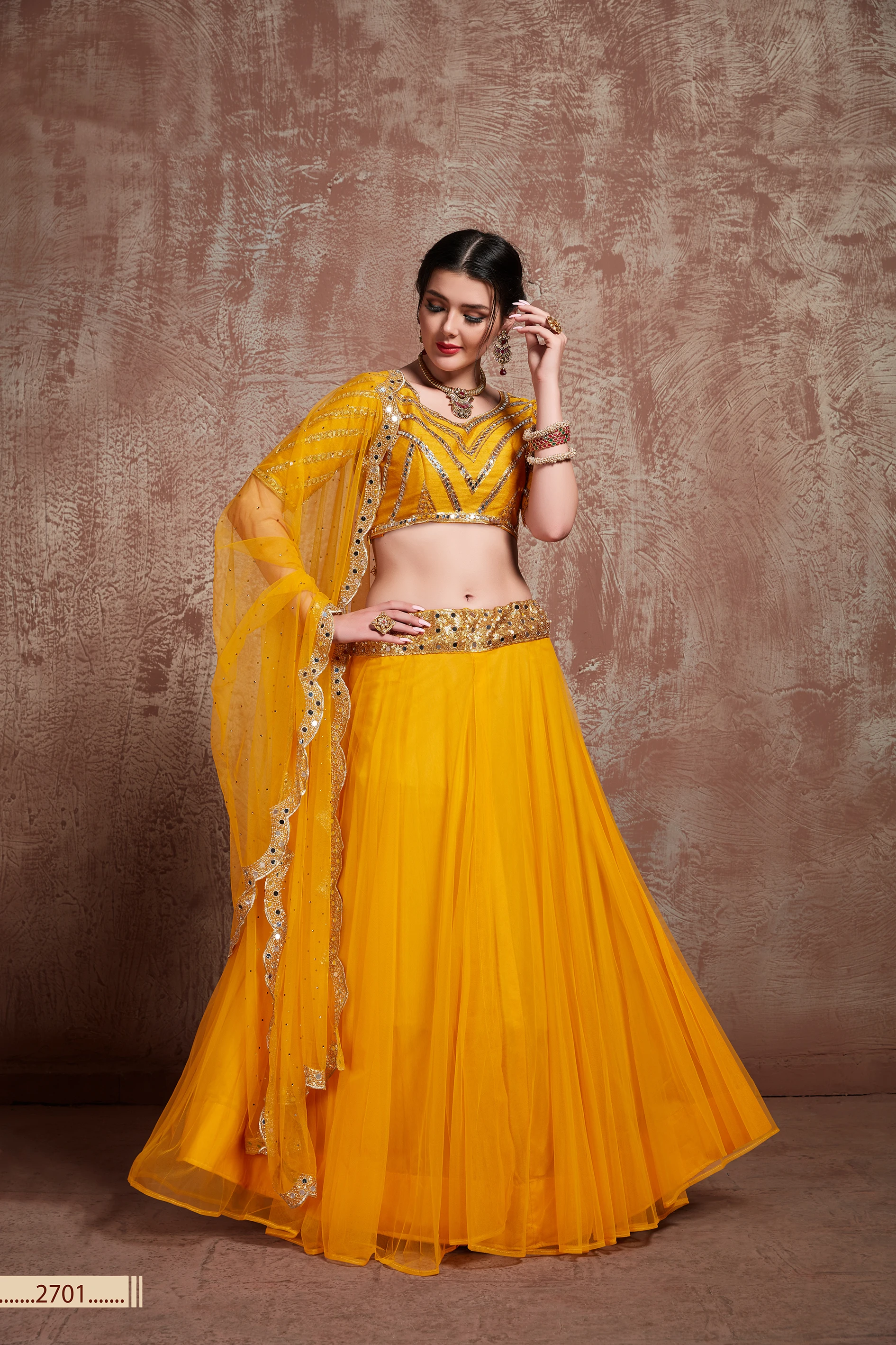 Высокопоставленные по требованию Модные свадебные платья Lehenga Choli для вечеринки Свадебные низкой цене оптовой из Индии