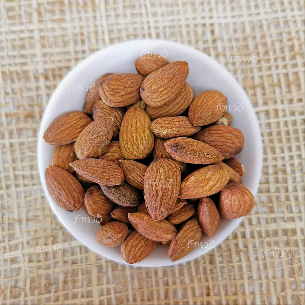 Good For Health Especially The Person Who Wants To Lose Weight Is Almond With Unsalted 500 Grams