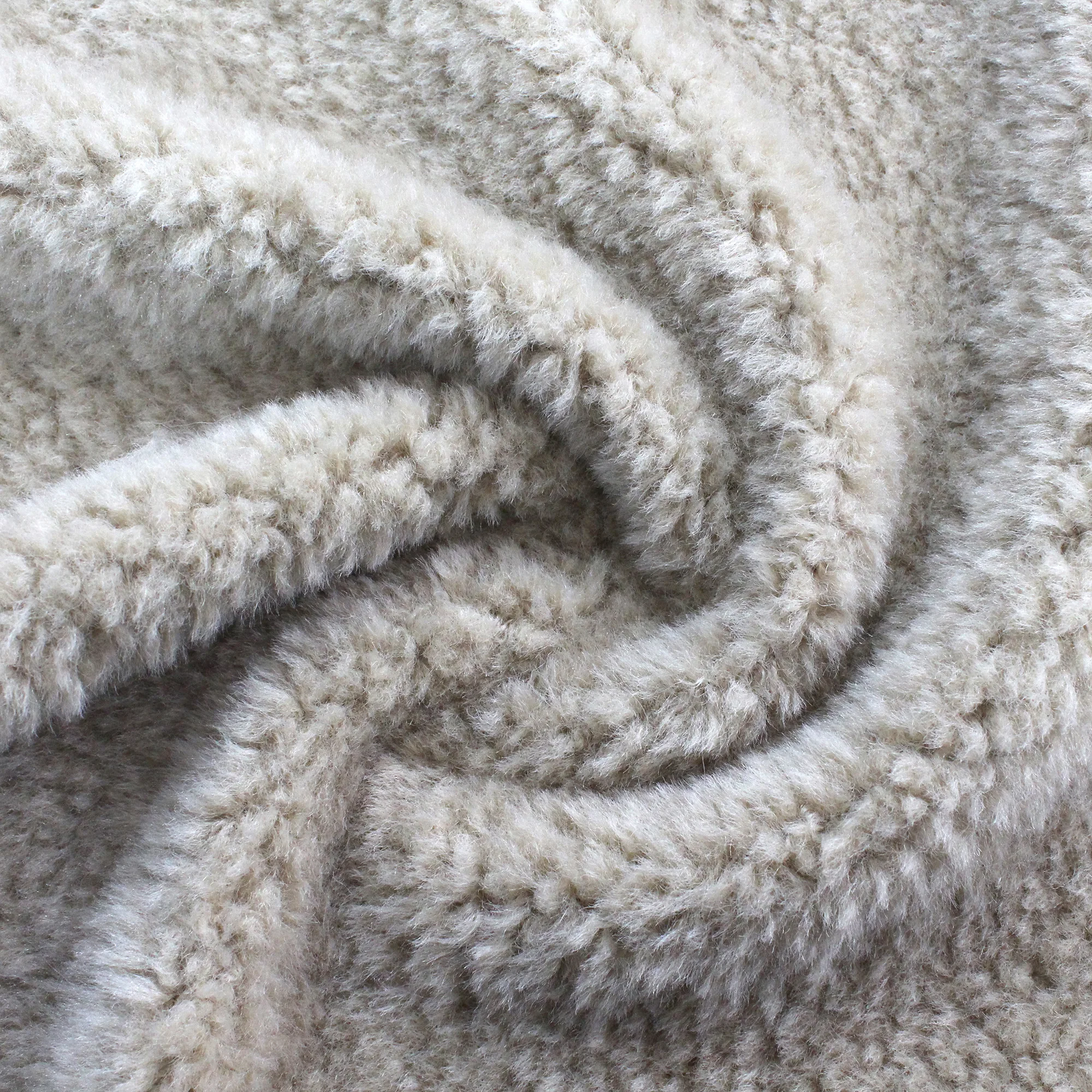 
Hot sale custom polyester soft granular fleece fabric alpaca fabric 