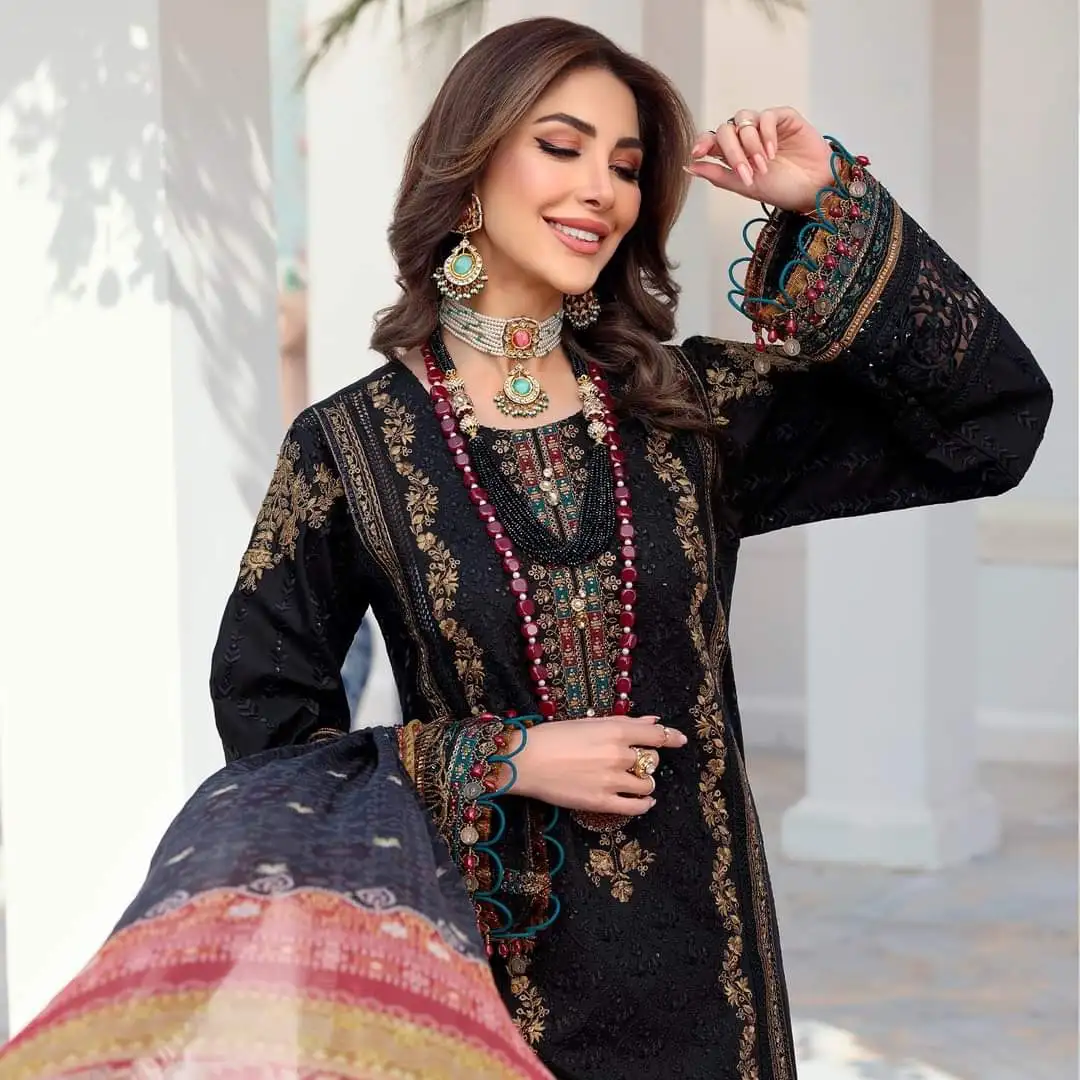 ladies kameez shalwar design / pakistani suits for women / ladies summer clothes Salwar Kameez 2022