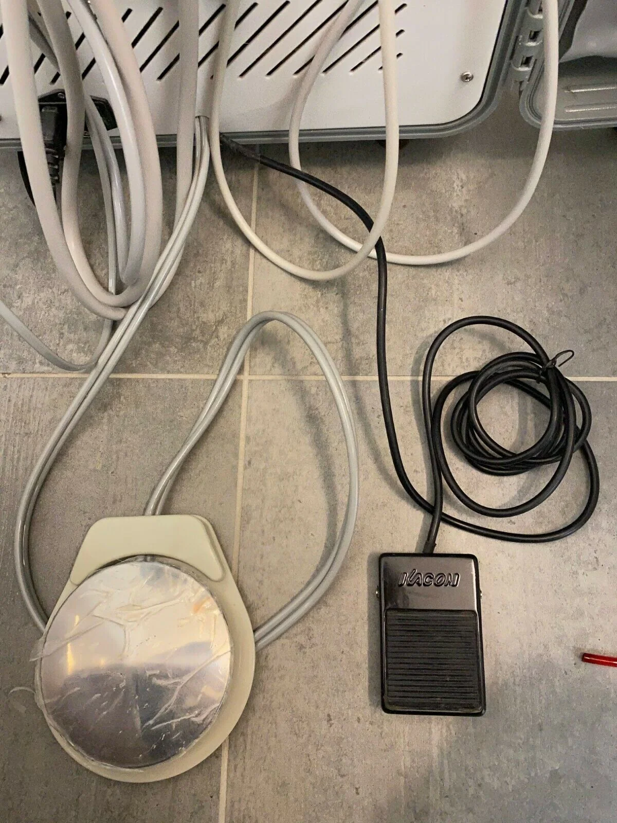 Top quality Dental Unit With Air Compressor Ultrasonic Scaler LED Curing Light DU893 Portable Dental Unit