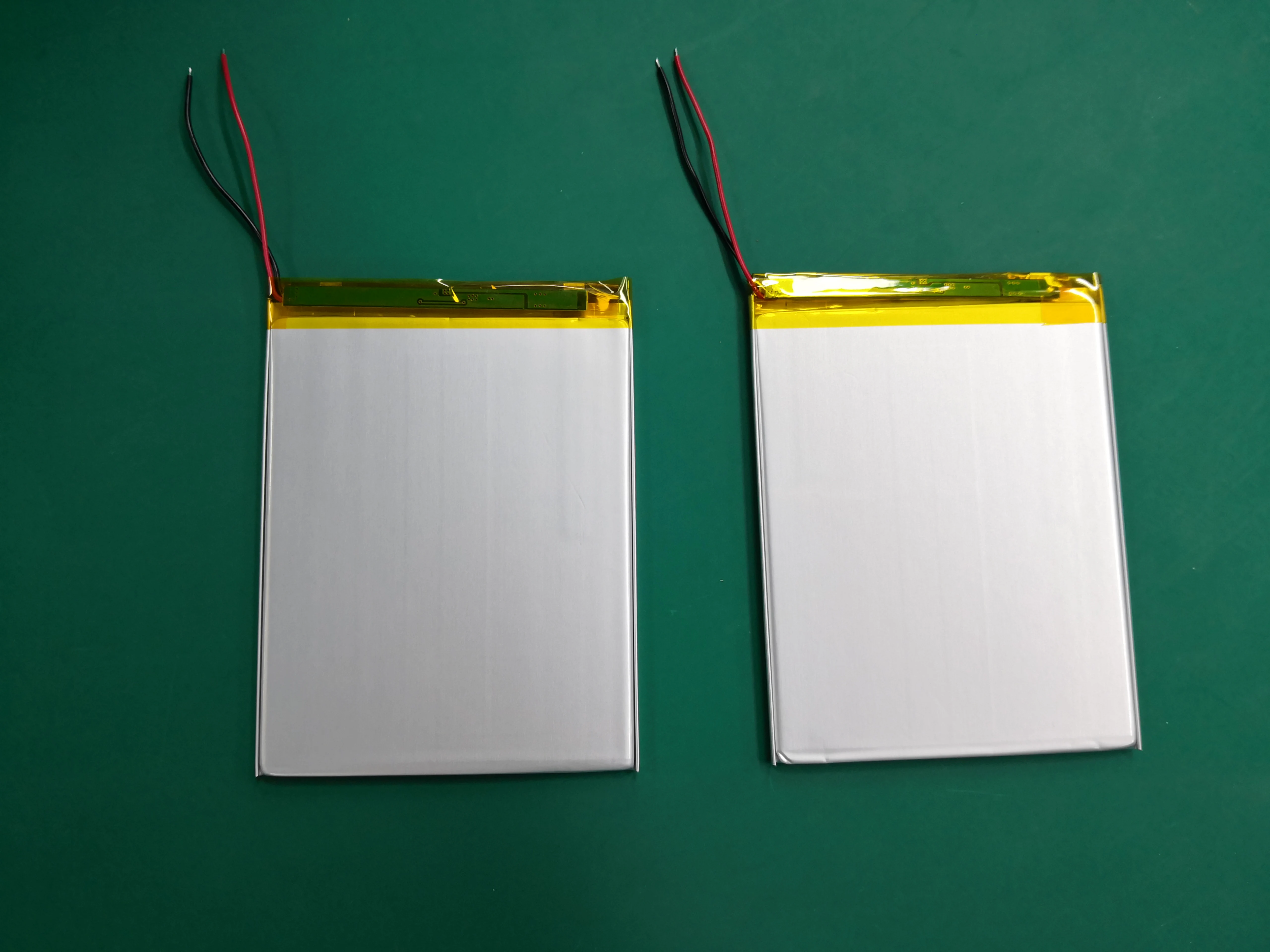 
Ultra Thin Lipo 307090 2000mAh 3.7V Lithium Polymer Battery 
