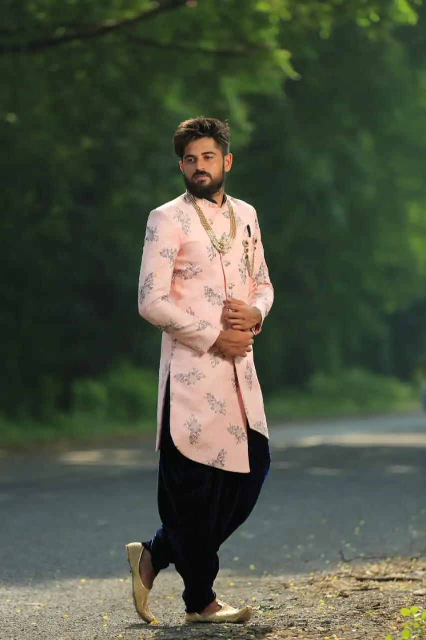 BOLLYWOOD INDIAN TRADITIONAL TREND LATEST INDO WESTERN SUIT WITH KURTA AND PAJAMA SET