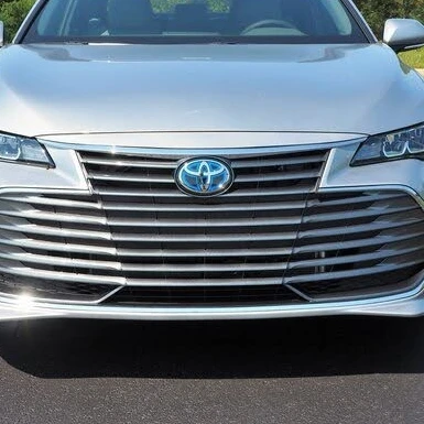 2021 TO YO TA AVA LON HYBRID LHD