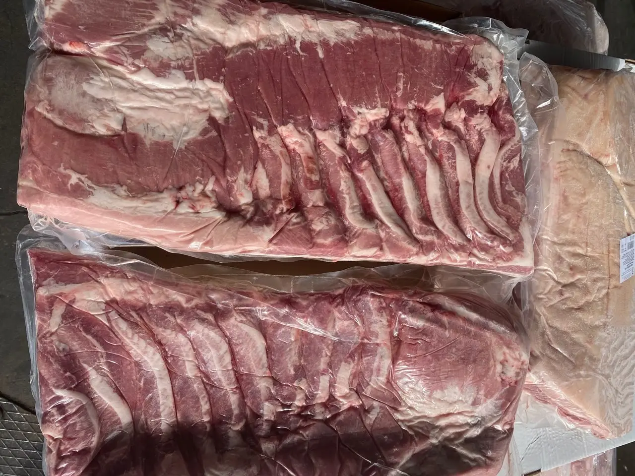 Halal Frozen Beef Carcass / Frozen beef feet / Frozen beef Head