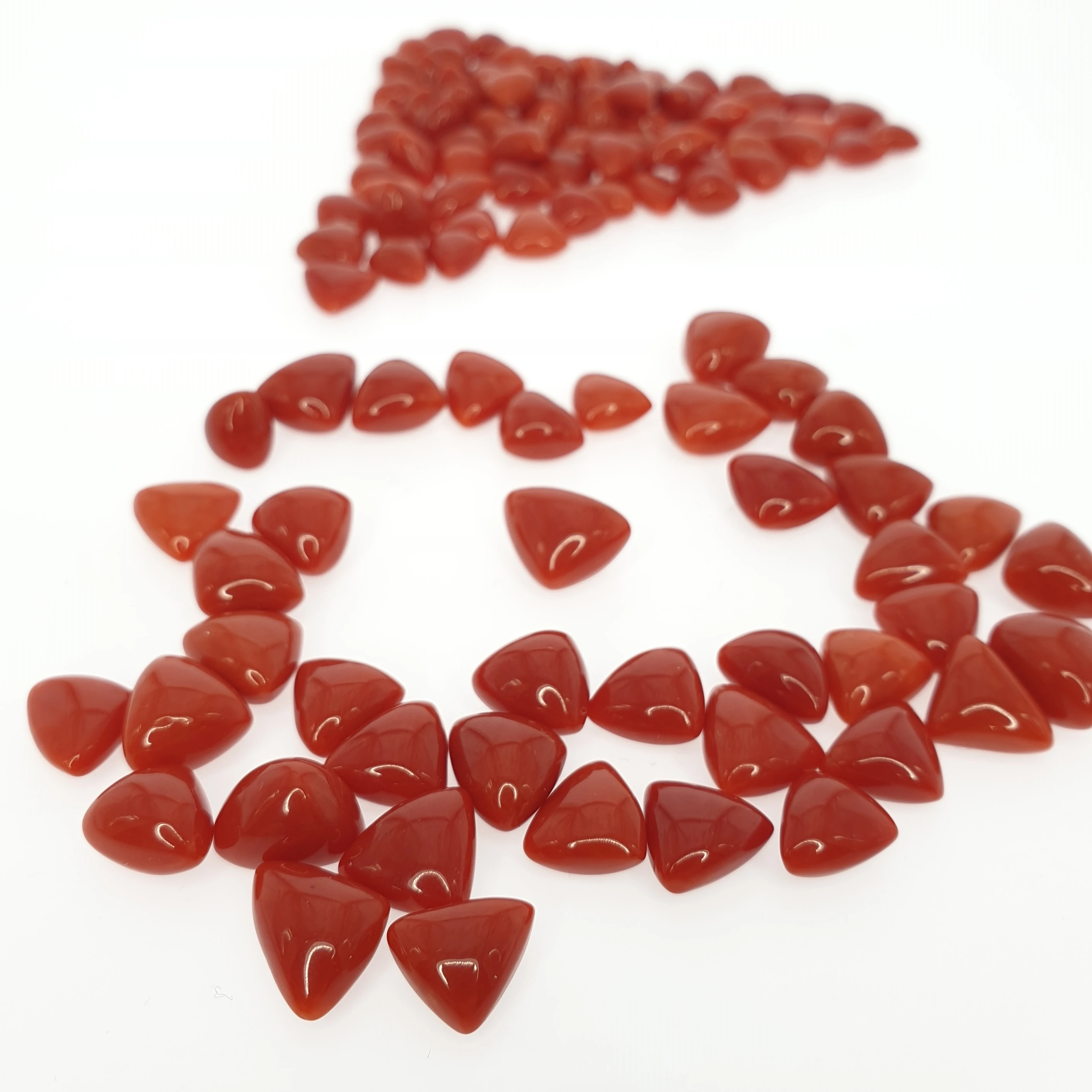 IGI Certified High Quality Natural Crystal Red Coral Trillion Cut Cabs Loose Orange Gemstone Oval Shape 8mm Jewelry Making