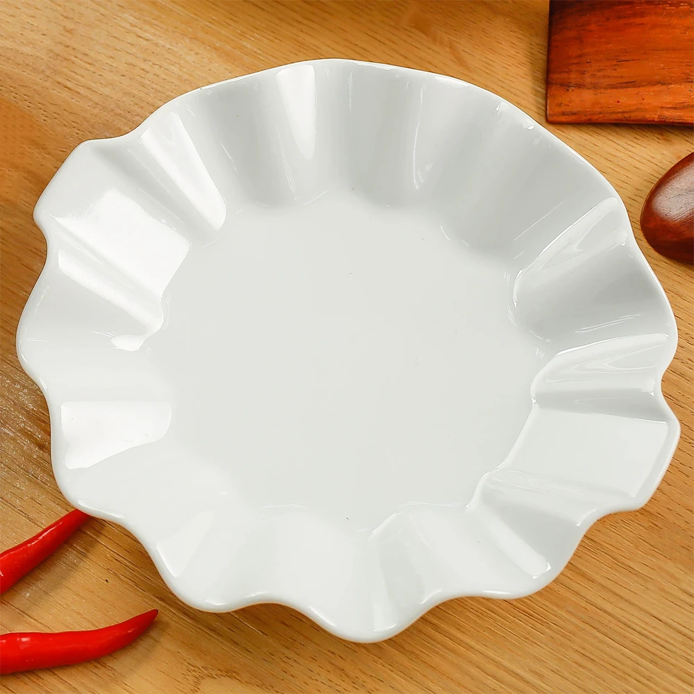 OEM 2022 New Arrival Luxury Porcelain Dinner Plate hot trend wholesale for restaurants and hotels