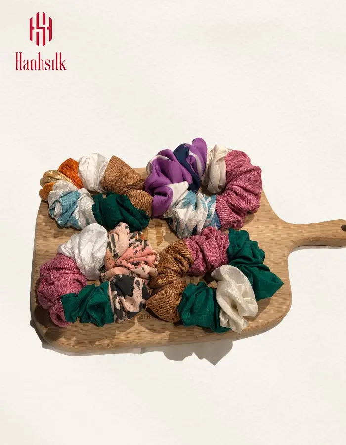 
Hot Trend Color Mixed Luxury Scrunchies Wholesale Custom Hair Ties 
