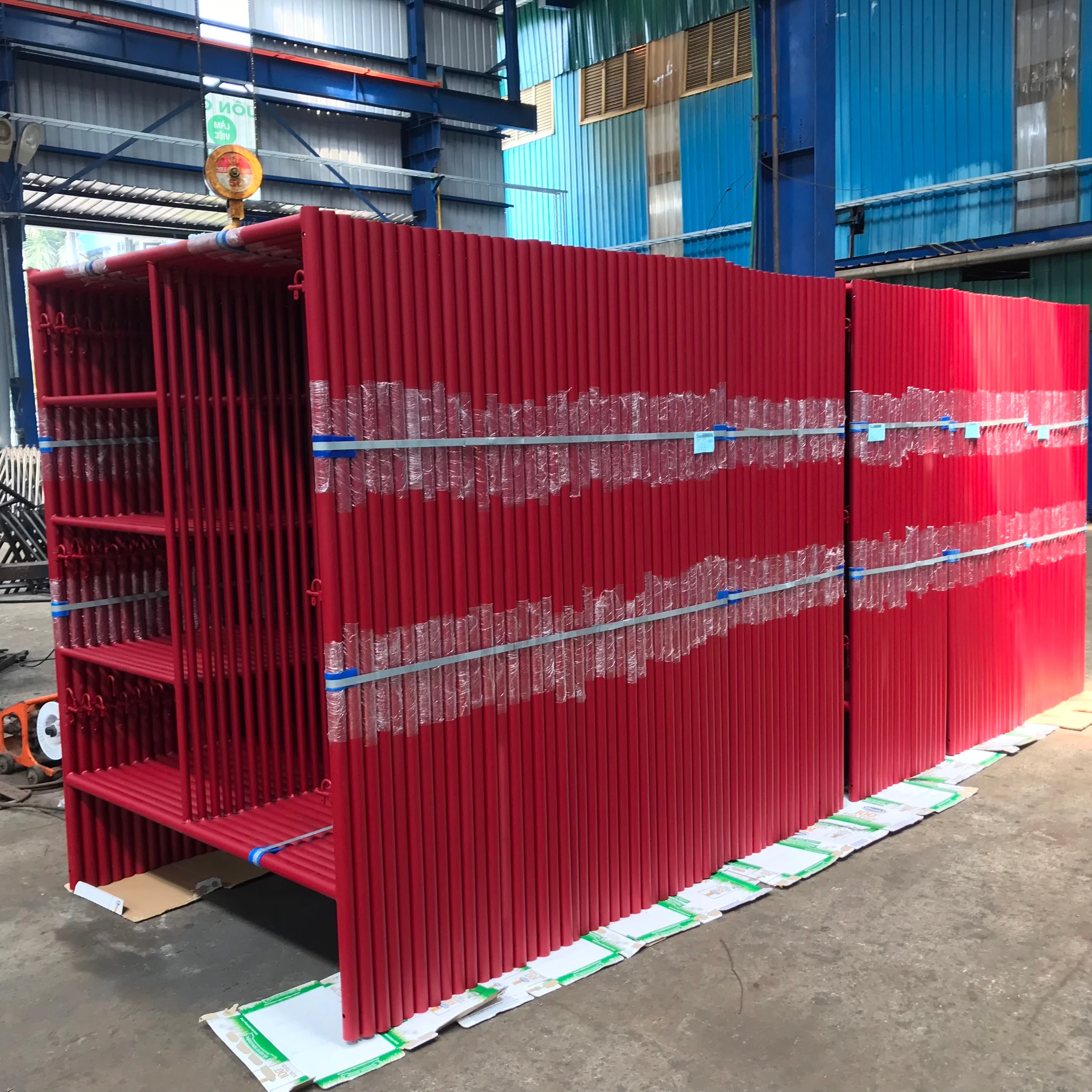 High Standard Powder Coating Stable Scaffolding Frame System H Frame - Scaffolding SS400 Steel 2 Years Made in View Nam for Sale