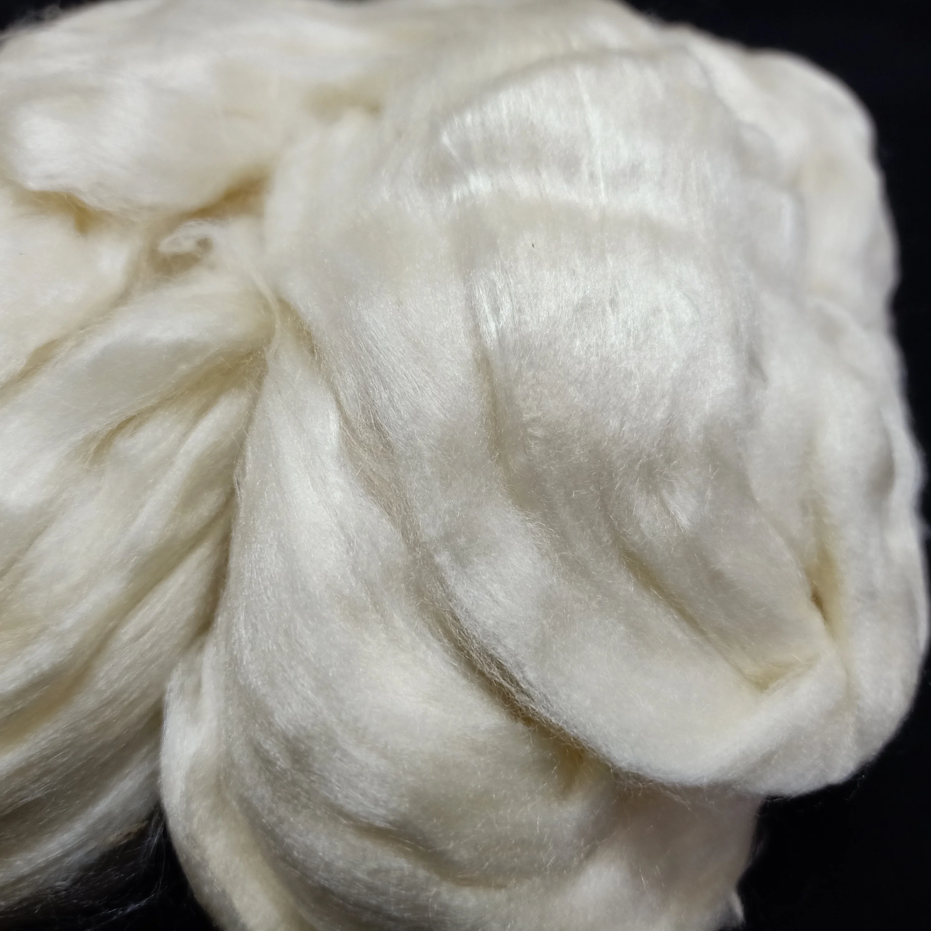 custom made 100%  natural eri silk sliver in white suitable for dyeing ideal for yarn and fiber stores for resale