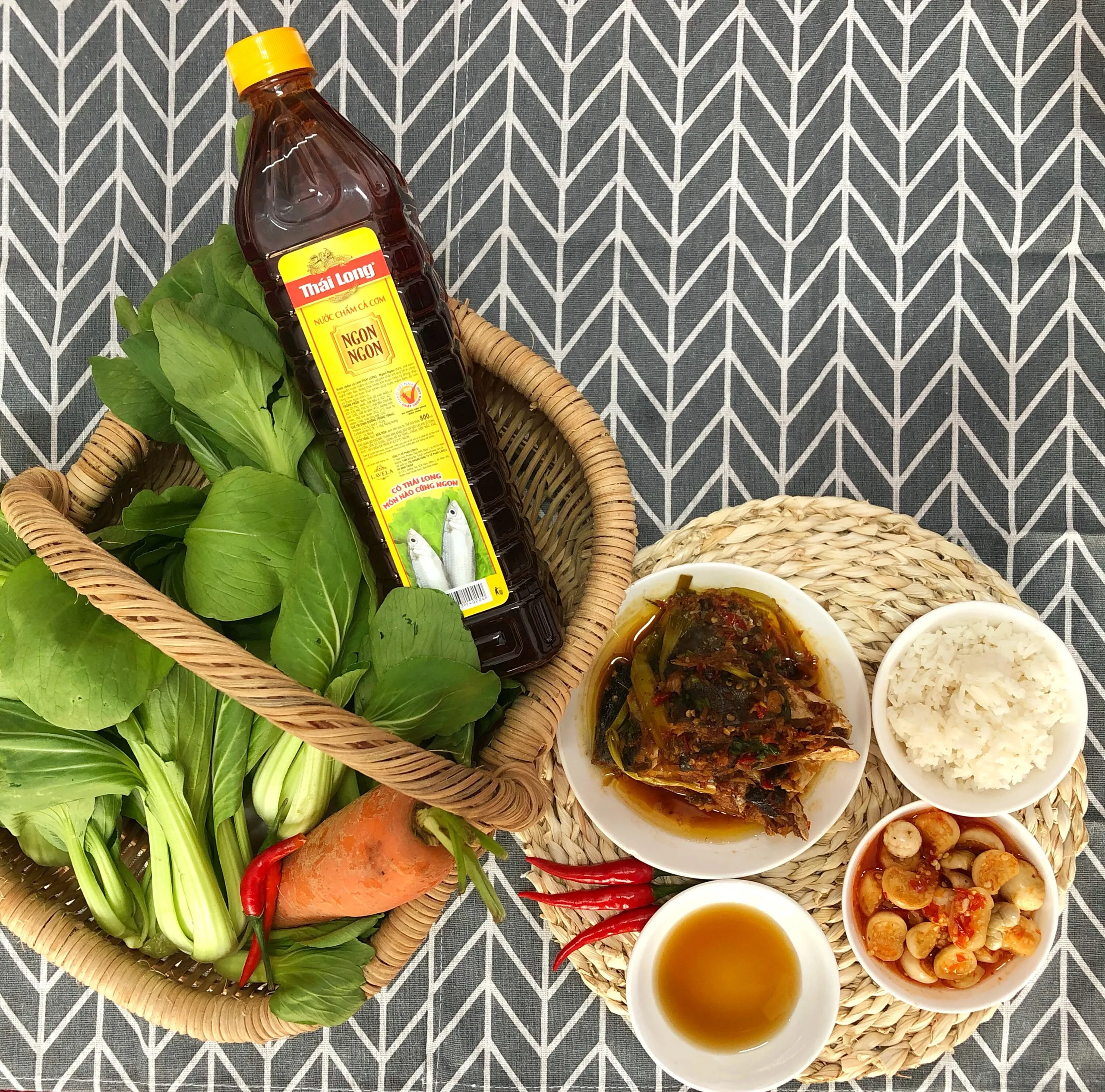  800 мл окуниваемый рыбной соус Анчоуса от вьетнамского производителя с лучшей ценой и качеством Сертифицированный Haccp Iso