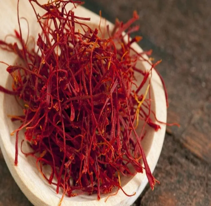High quality Super Negin 100% Pure Saffron Deep Smells Dark Red