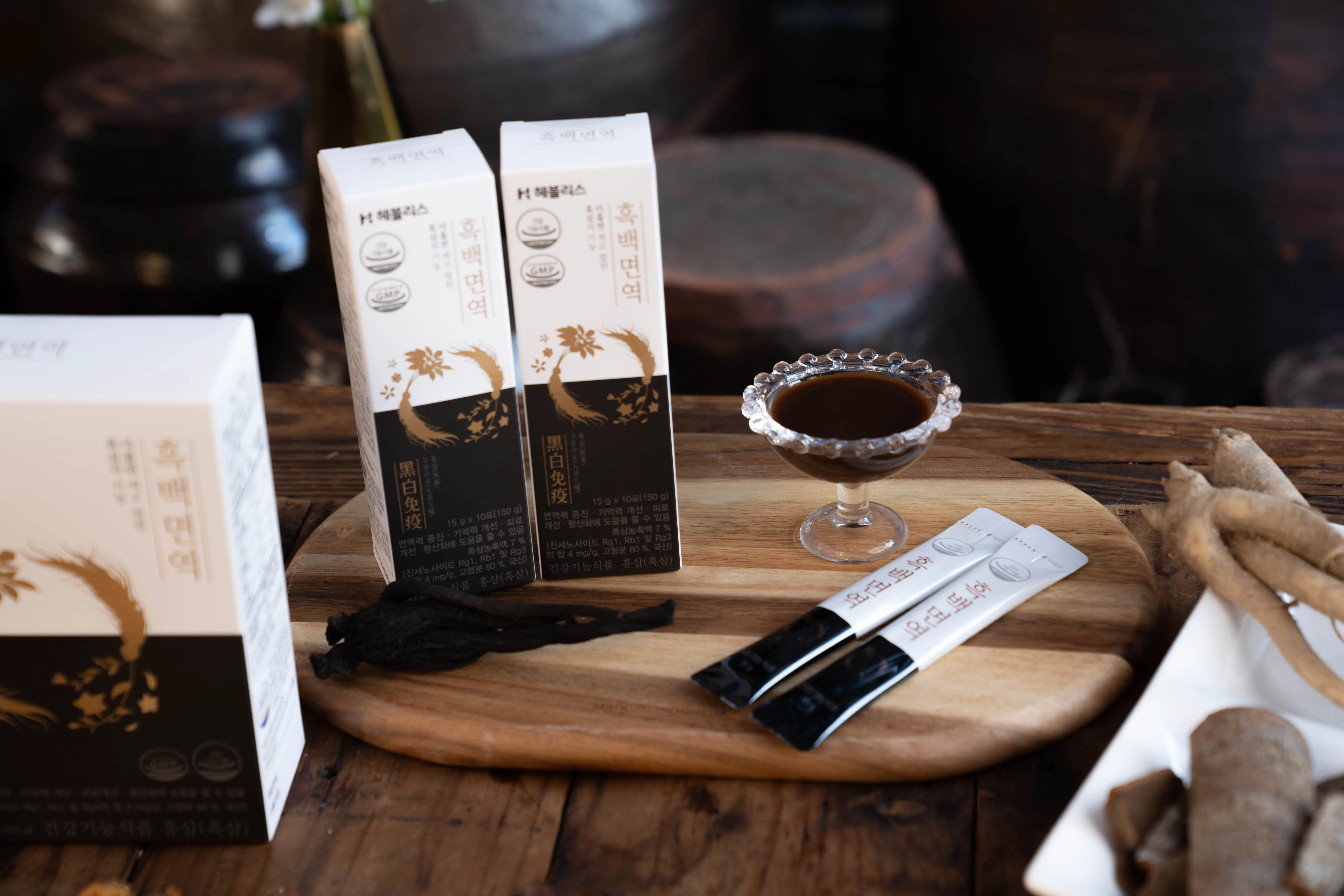 Healthy plant extract panax ginseng root korea added specially raised white balloon flower extract pouch immunity nutritient