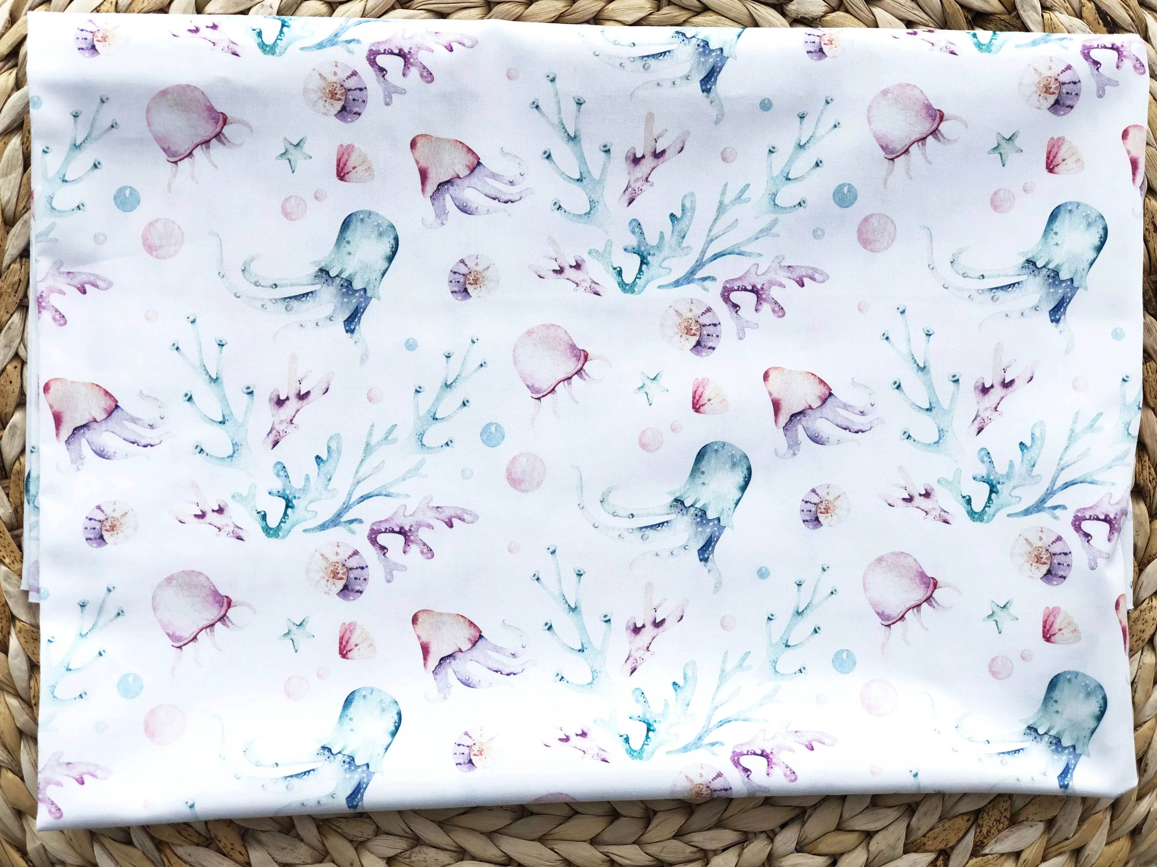 Premium Quality Durable, Smooth and Durable Material Density 140g / sq.m Satin Cotton 100% Printing Service